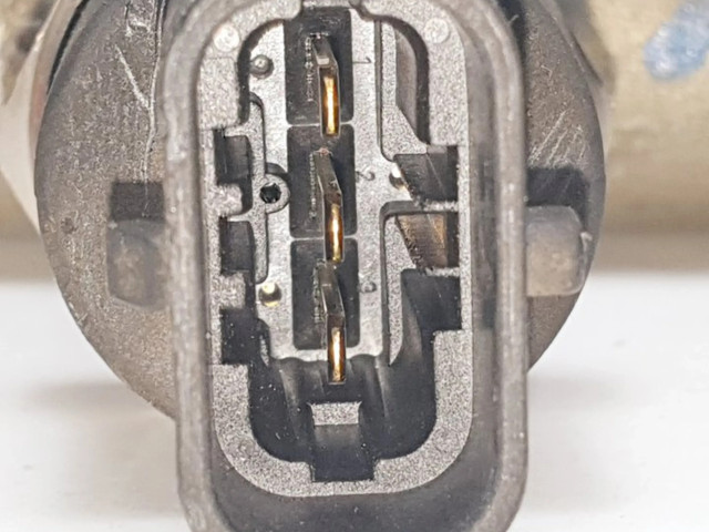 Vstřikovací lišta 7700114017, 0445214024 Mitsubishi Space Star pro naftový motor 1.9 F9Q2