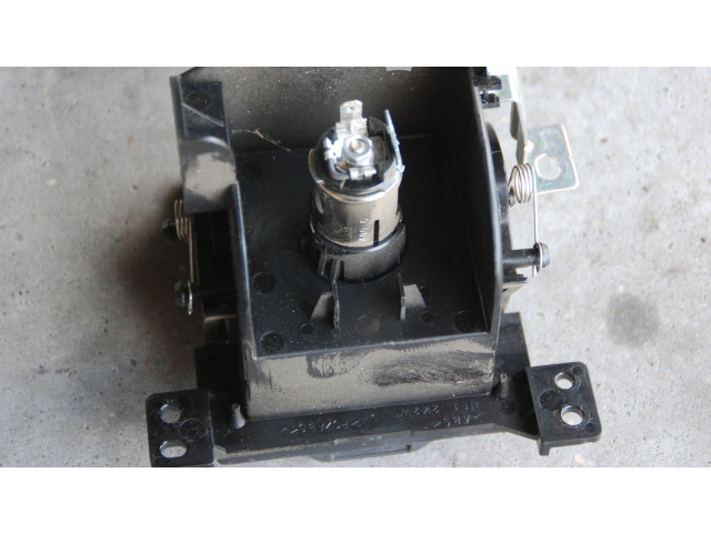 Přístrojová deska Mitsubishi Pajero 2011 200KM