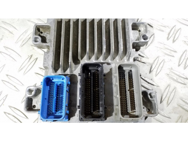 Блок управления двигателем Блок управления 12644081, 12642100   Chevrolet Cruze