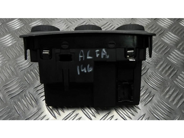 Блок управления климат-контролем 01560513730, Y674   Alfa Romeo 147