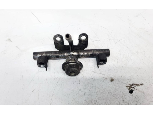 Топливная рампа Subaru Forester SH