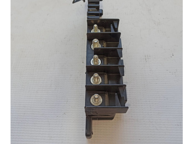 Блок предохранителей  8L0941822, 896081000   Audi A3 S3 8L    