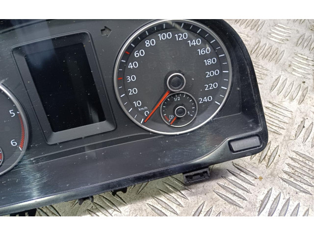 Панель приборов    Volkswagen Touran II       