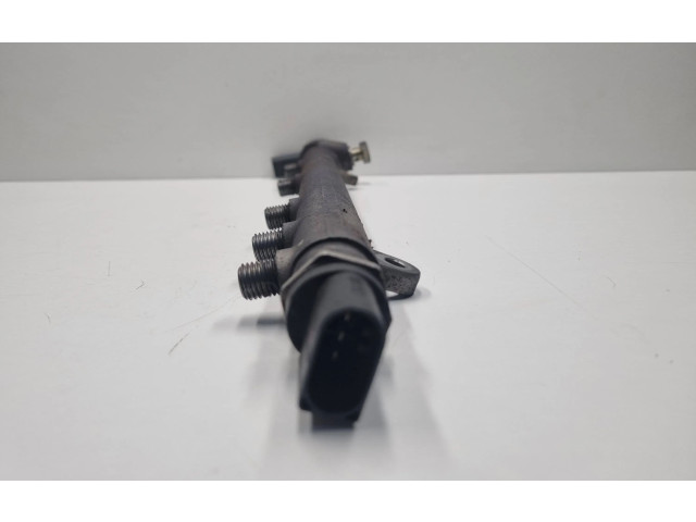 Vstřikovací lišta A6460701195, 6460701195 Mercedes-Benz C W203