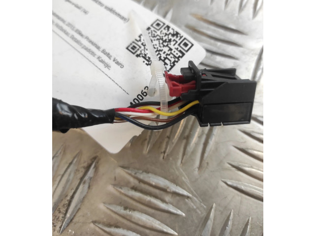 Зеркало электрическое Volkswagen e-Golf 2014 - года