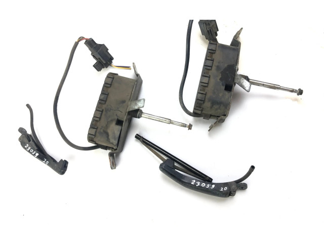 Моторчик стеклоочистителя 0390206217, 8620953 Volvo S80