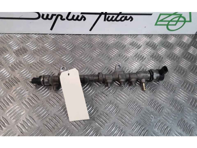 Vstřikovací lišta 55215210, 20211750 Fiat Punto Evo