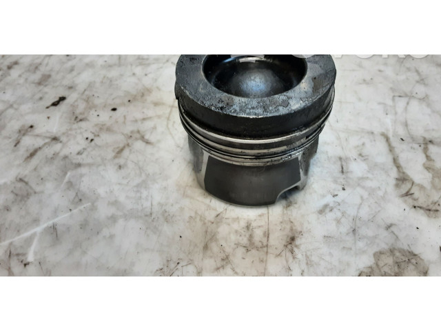 Píst 81L137A2, 031174 Volkswagen Transporter - Caravelle T5