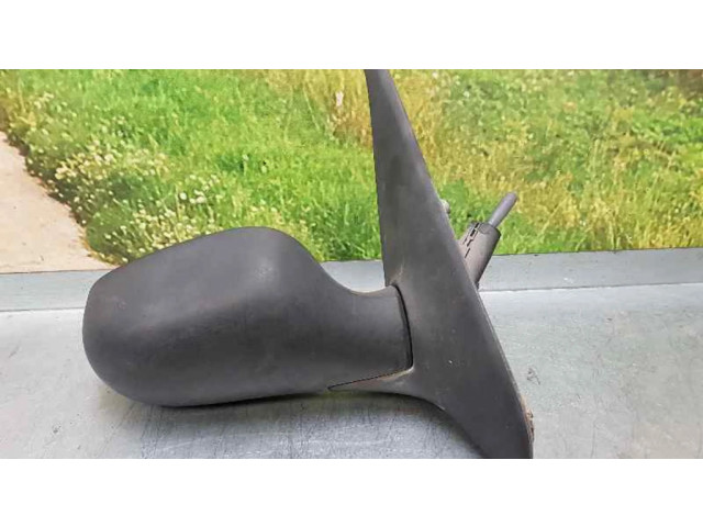 Зеркало электрическое     Сзади   Renault Clio II  2001-2005 года   