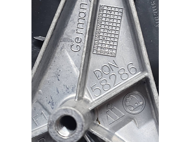 Зеркало электрическое Skoda Octavia Mk3 (5E) 2013 - 2019 года