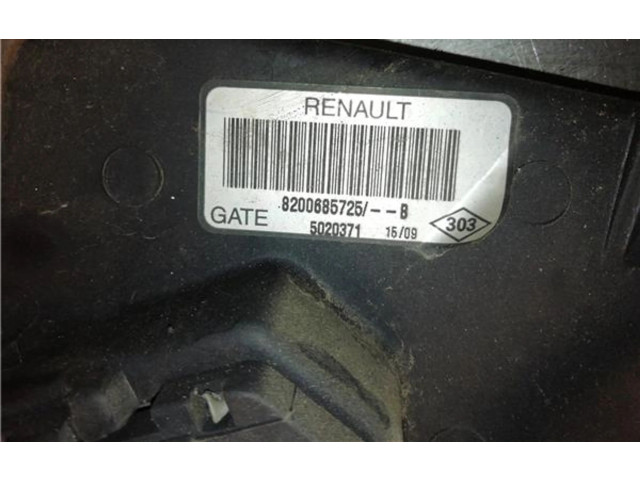 Комплект вентиляторов     8200685725, 8200685725    Renault Clio II 