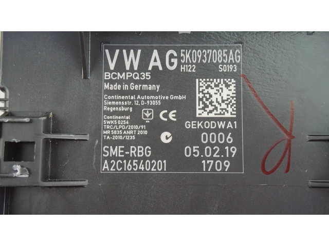 Блок комфорта 5K0937085AG Volkswagen Caddy