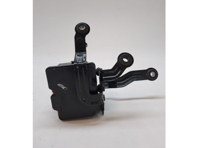 Блок ABS     589201P270, 6158945100    KIA Venga 