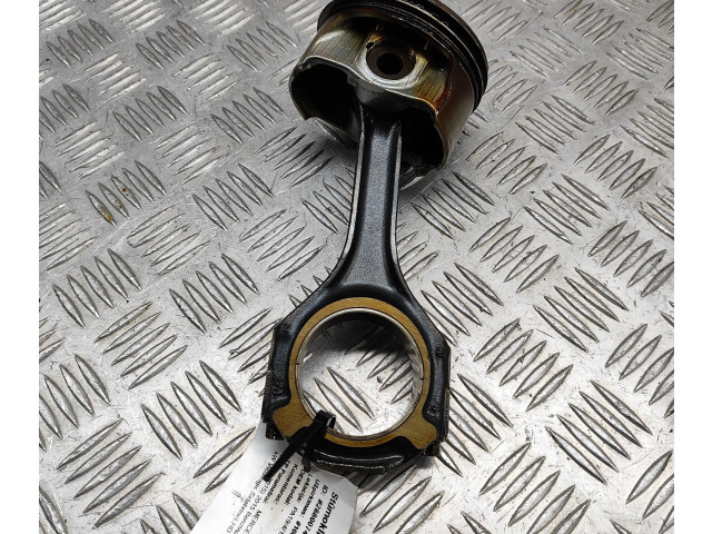  Поршень  A2780302317, A2780300620  Mercedes-Benz GL X166  