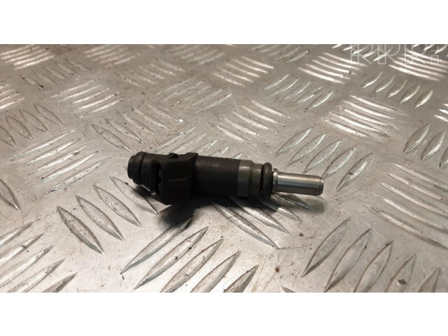 Vstřikovač 7506158   BMW 3 E46  pro benzínový motor 1.8  