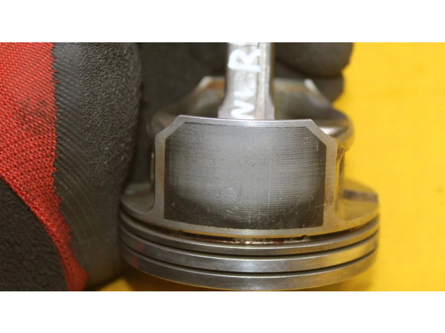  Поршень с шатуном  77L27  Mini One - Cooper R50 - 53  