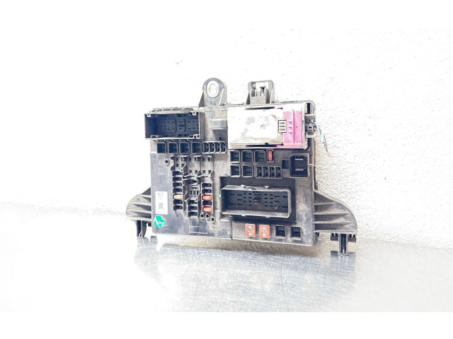 Pojistková skříňka 13277321, 22180205110 Opel Antara 2012