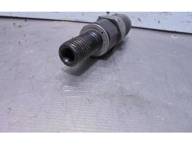 Vstřikovač Toyota Land Cruiser (J120)