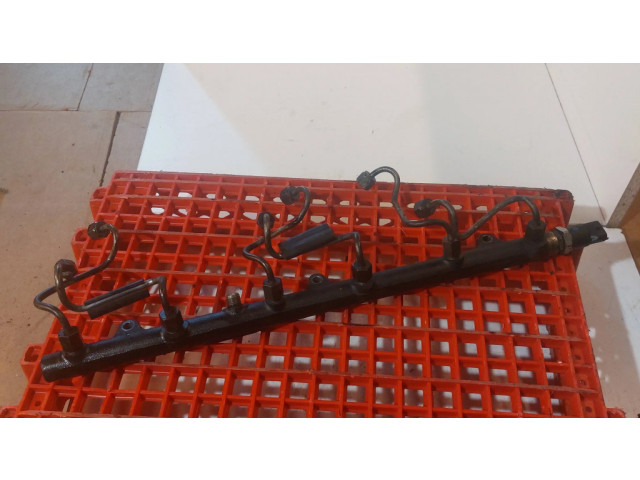 Vstřikovací lišta 0281002405, 086180038 BMW 7 E38 pro naftový motor 3.0