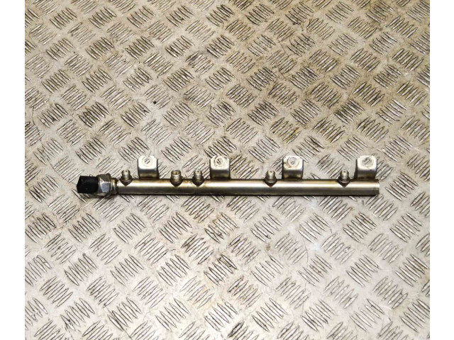 Vstřikovací lišta 7547600, 7537319 BMW 7 F01 F02 F03 F04 pro benzínový motor 4.4 N63 B44 A