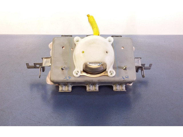 Подушка безопасности пассажира Mazda 3 II