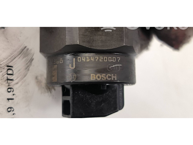 Форсунка 038130073F    Volkswagen Bora  AJM 