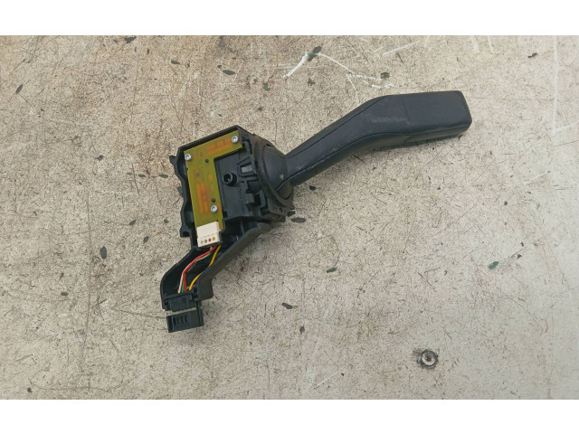 Ручка поворотов/ фонарей 1K0953513, 01103500   Skoda Octavia Mk2 (1Z)