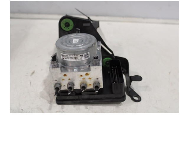 Блок АБС 10.0220-2460.4   Audi  A3 8Y  2020 -  года