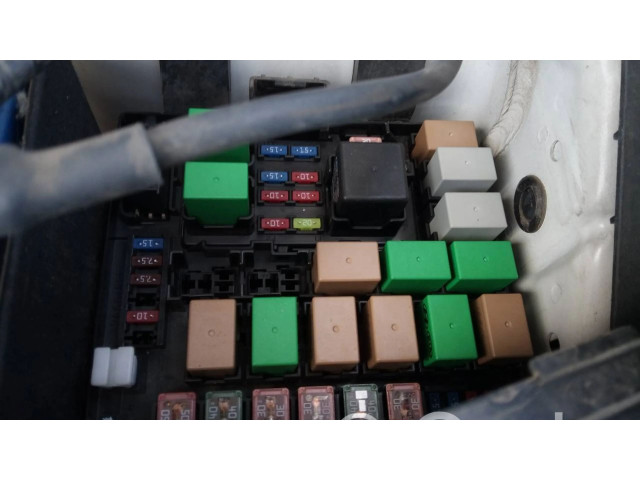 Pojistková skříňka Řídící jednotka BSM Hyundai ix35 2015