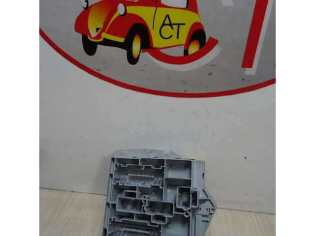 Блок предохранителей  51857555   Lancia Musa    