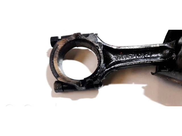  Поршень с шатуном    Nissan Sunny для дизельного двигателя 2.0