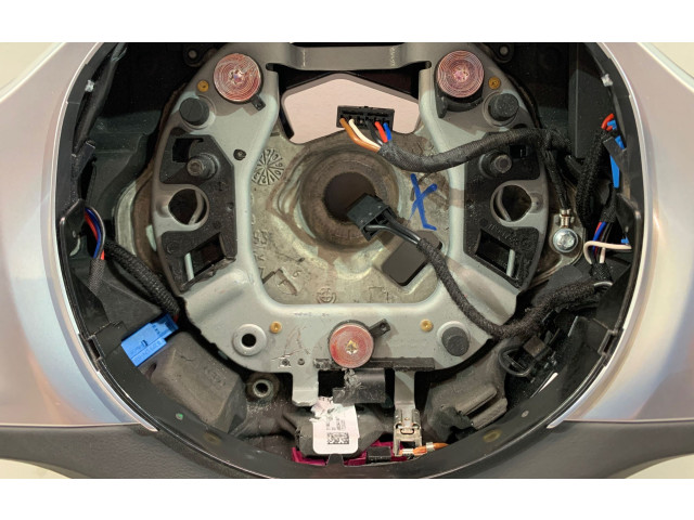 Руль BMW X3 G01 2018 - 2024 года 9882623