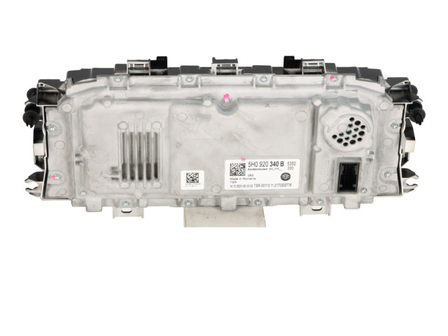 Панель приборов 5H0920340B Volkswagen Golf VIII