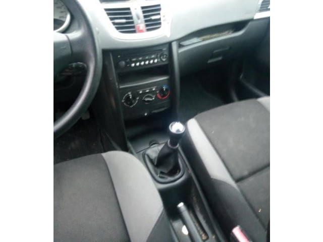 Дисплей    9822637880   Peugeot 207