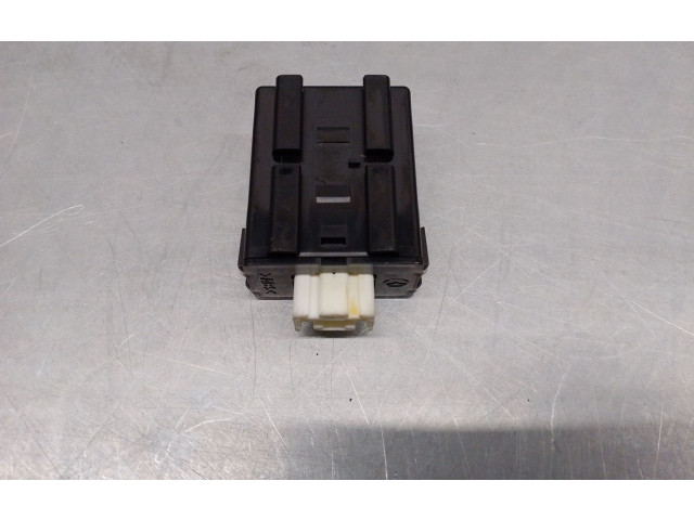 Блок управления BDB3675DZA, X1T85472M Mazda 3 II