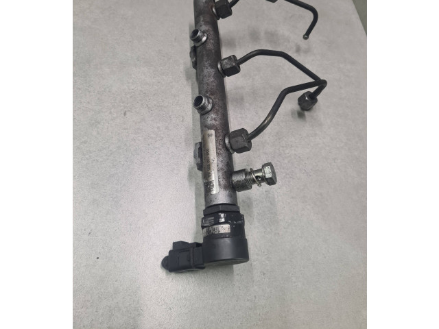 Топливная рампа 059130090, 0571307640   Audi A6 S6 C6 4F  