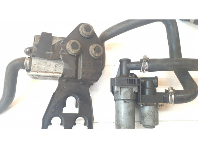 Трубка (трубки)/ шланг (шланги) охлаждения