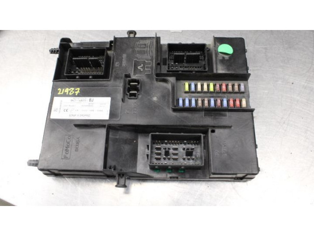 Блок предохранителей    Ford Transit Custom    