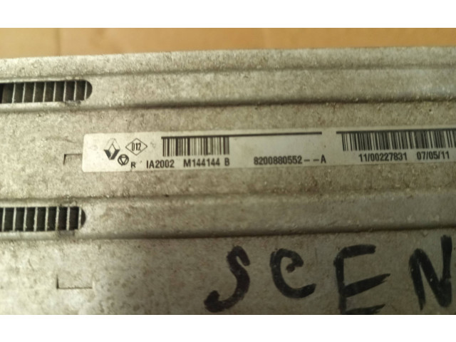 Интеркулер 8200880552 Dacia Duster