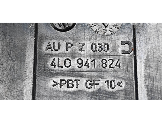 Блок предохранителей 4L0941824, AUPZ030 Audi A1