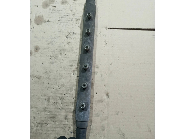 Топливная рампа 30622085, 000875L1   Volvo XC90  