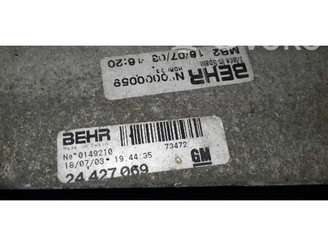 Интеркулер  24427069   Opel Combo C 