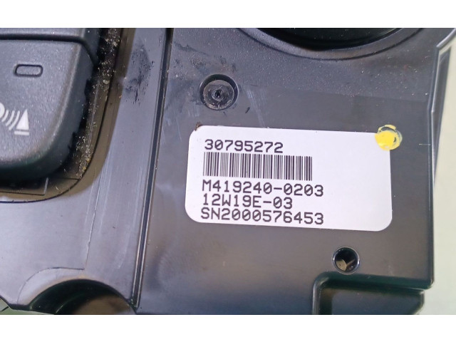 Блок управления климат-контролем 30795272, M4192400203 Volvo V60