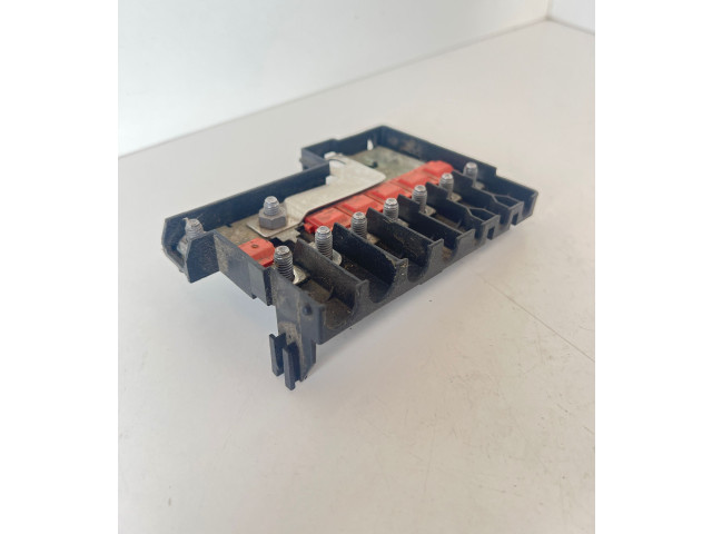 Блок предохранителей 6R0937621 Audi A1