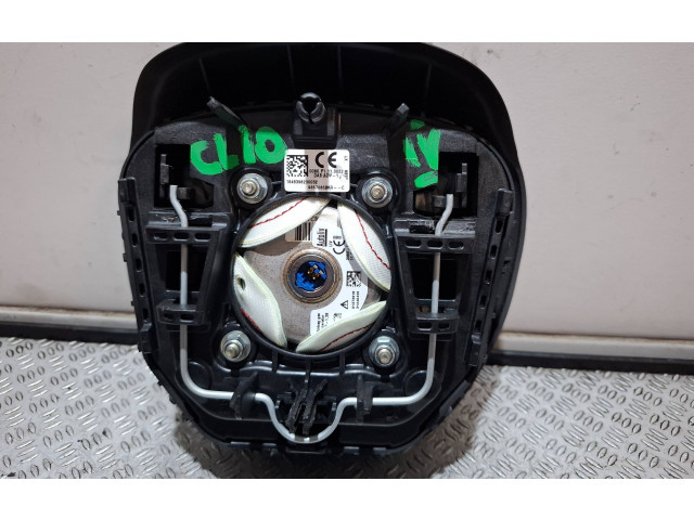 Надувная подушка для руля       Renault Clio IV  2012 -  года   