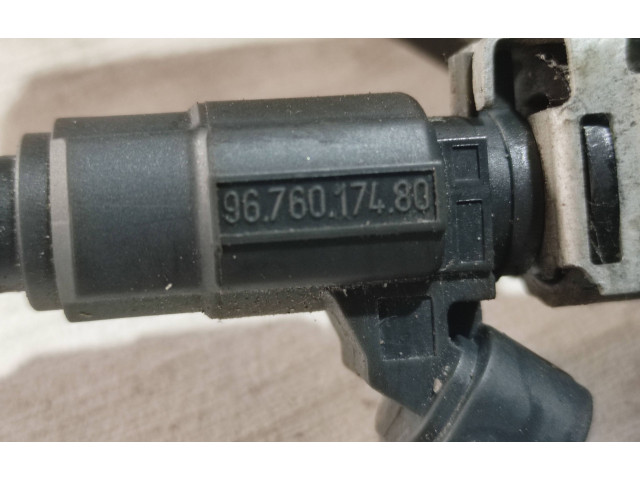 Комплект форсунок 9676020480, 9676017480    Peugeot 2008 I   