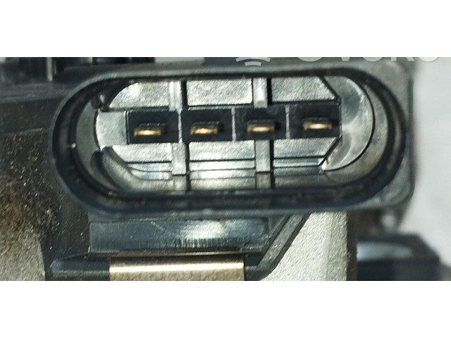 Моторчик дворников     Volvo C30