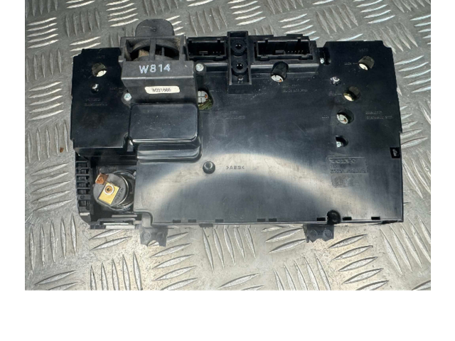 Блок управления климат-контролем 7923 Volvo S80