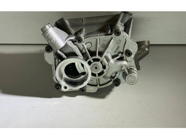 Čerpadlo oleje 8601072 BMW 5 G30 G31 N63B44C