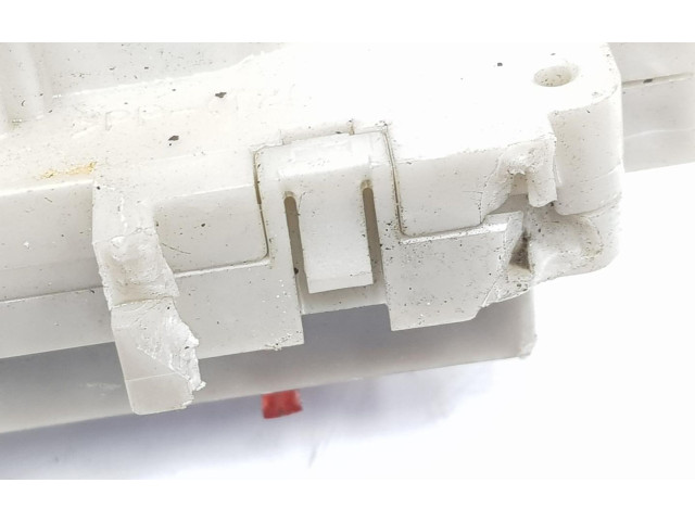   Pojistková skříňka 243115P600, 243115P600   Nissan Navara 2010